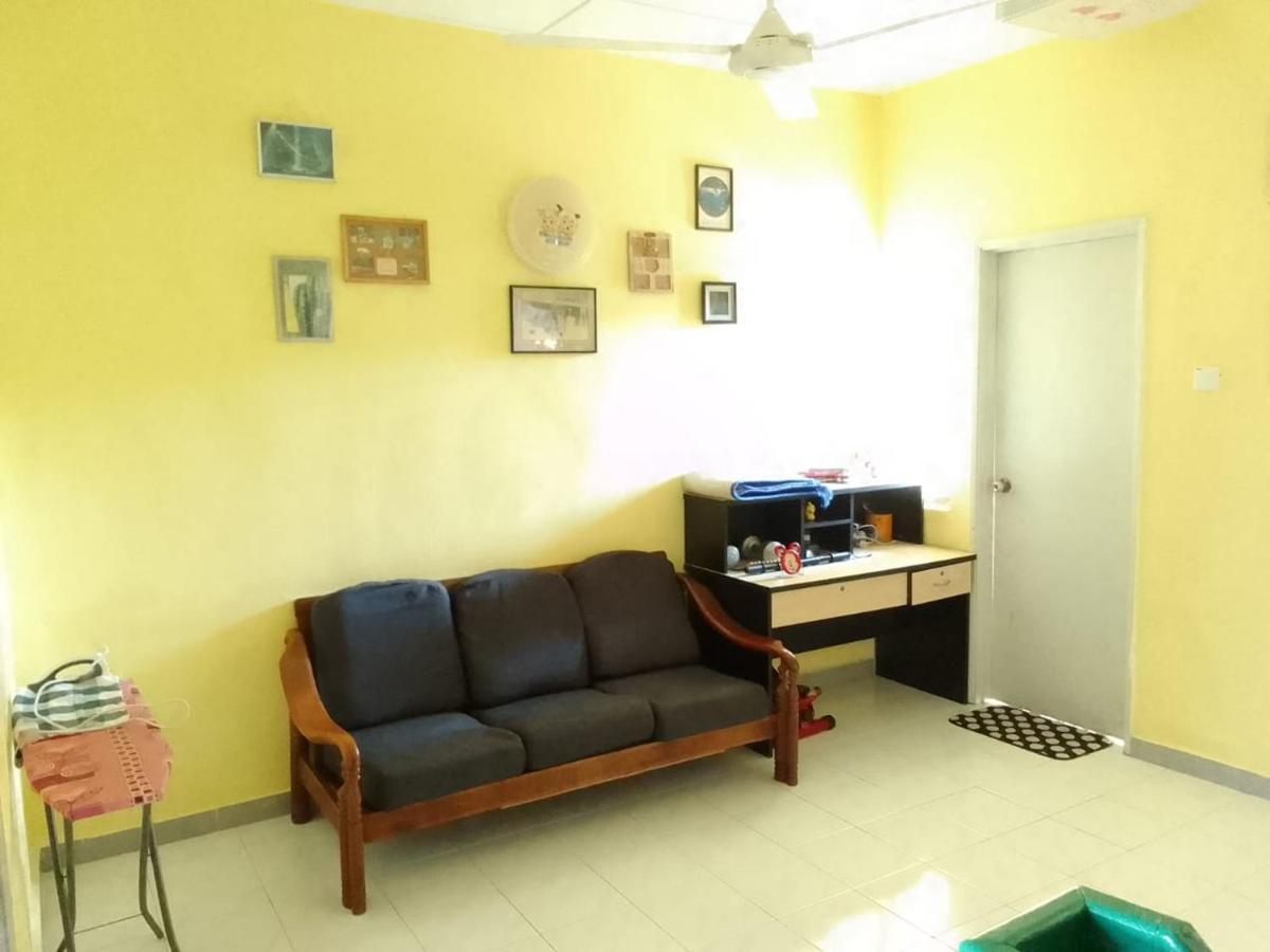 Bagan Lalang 5 Aircon * Kampong Bagan Lalang