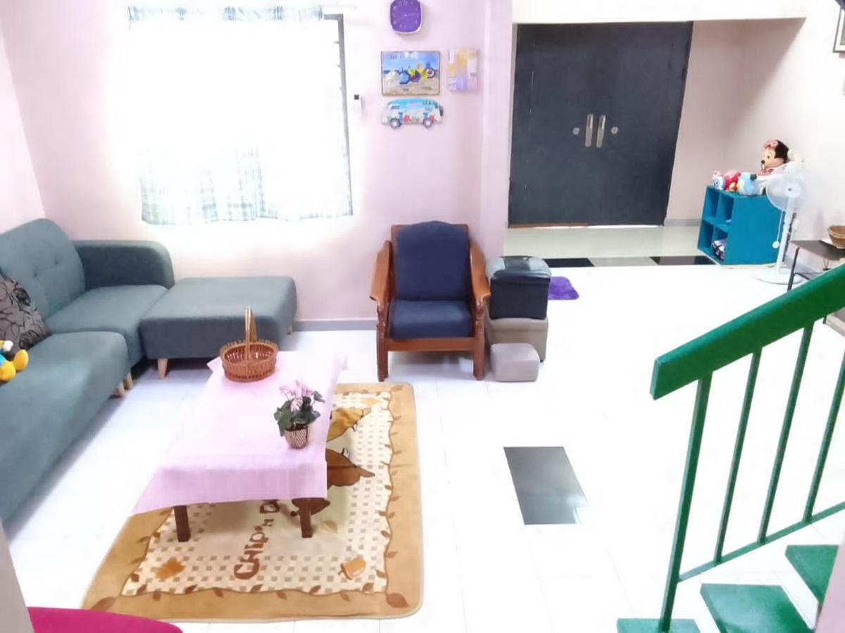 Holiday home Bagan Lalang 5 Aircon Kampong Bagan Lalang